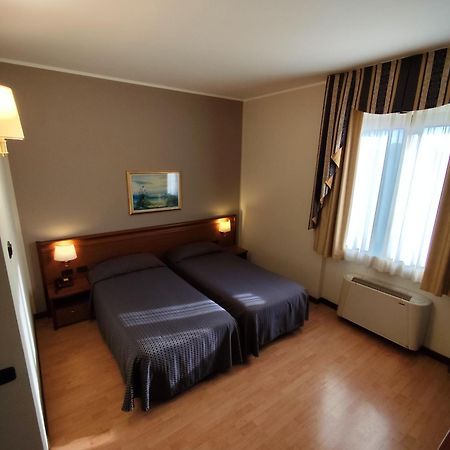 Hotel Majestic San Giuliano Milanese Ngoại thất bức ảnh