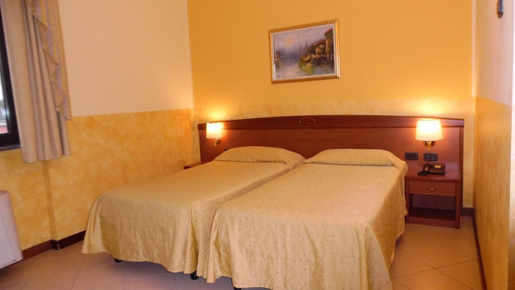 Hotel Majestic San Giuliano Milanese Ngoại thất bức ảnh